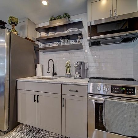 Town Square Retreat Apartment แบลร์สวิลล์ ภายนอก รูปภาพ